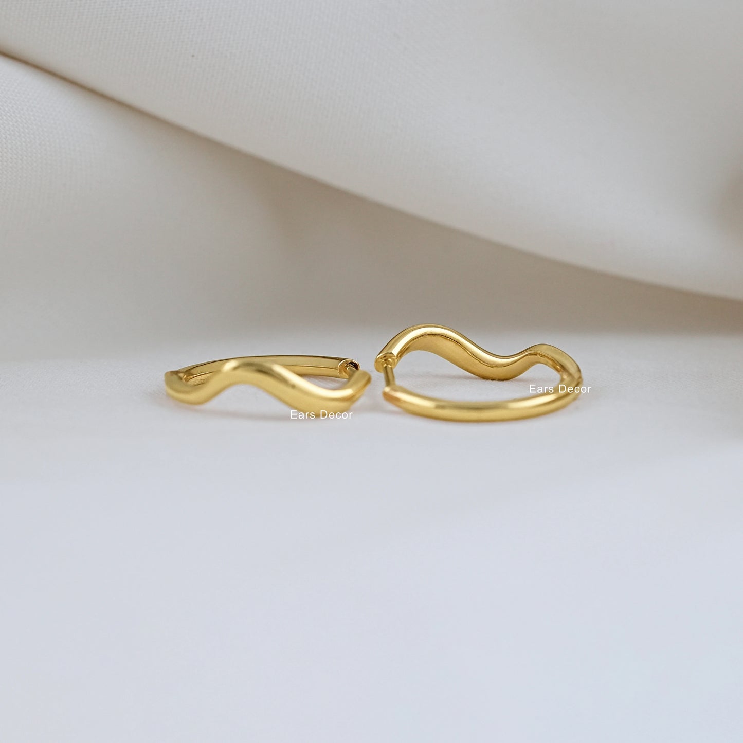 Pave Set Round Diamond Wave Hoop Earring