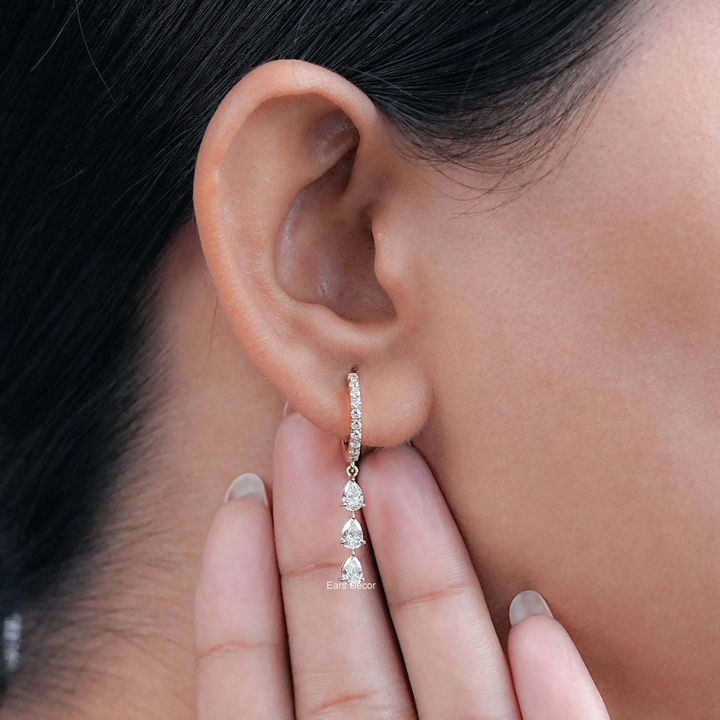 Round Cut And Pear Diamond Dangle Earrings