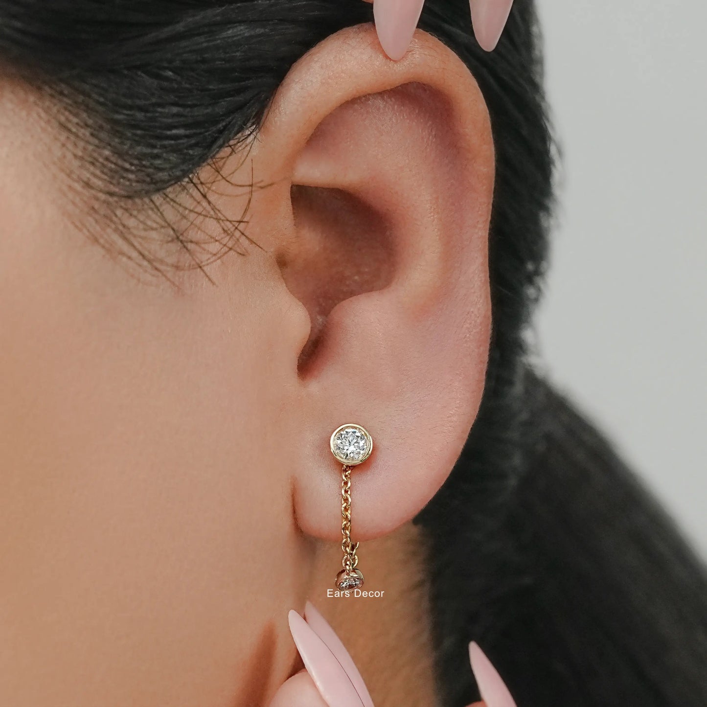 Round Bezel Set Dangle Chain Earrings