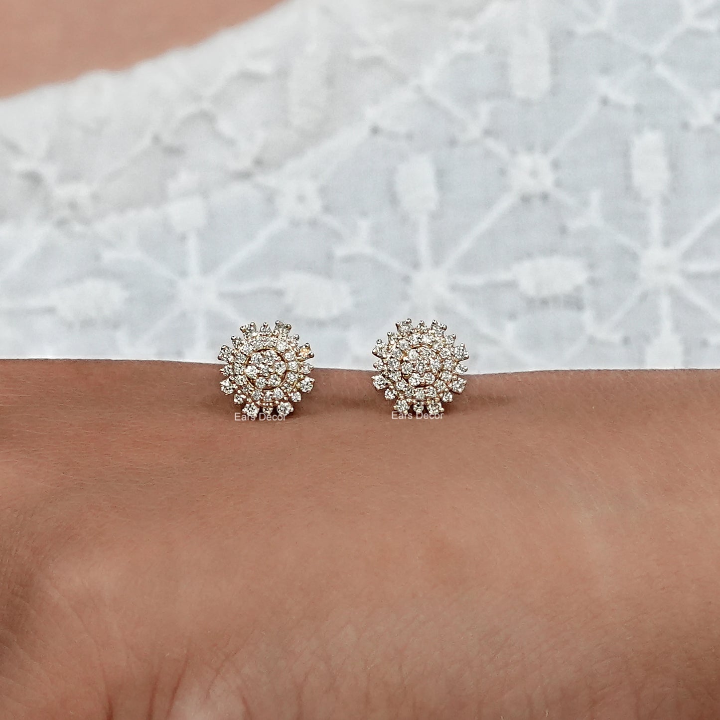 Earth-Mined Round Diamond Dainty Cluster Stud Earrings