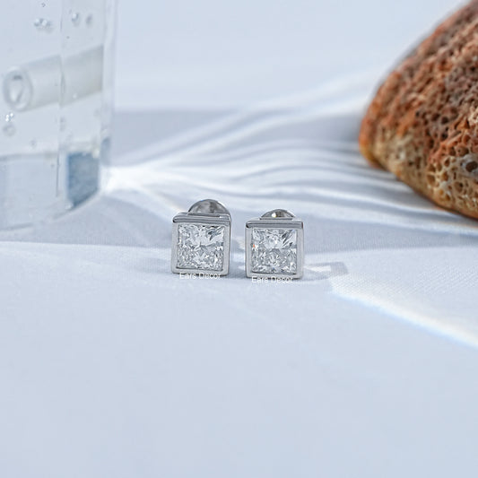Princess Cut Earth Mined Diamond Solitaire Stud