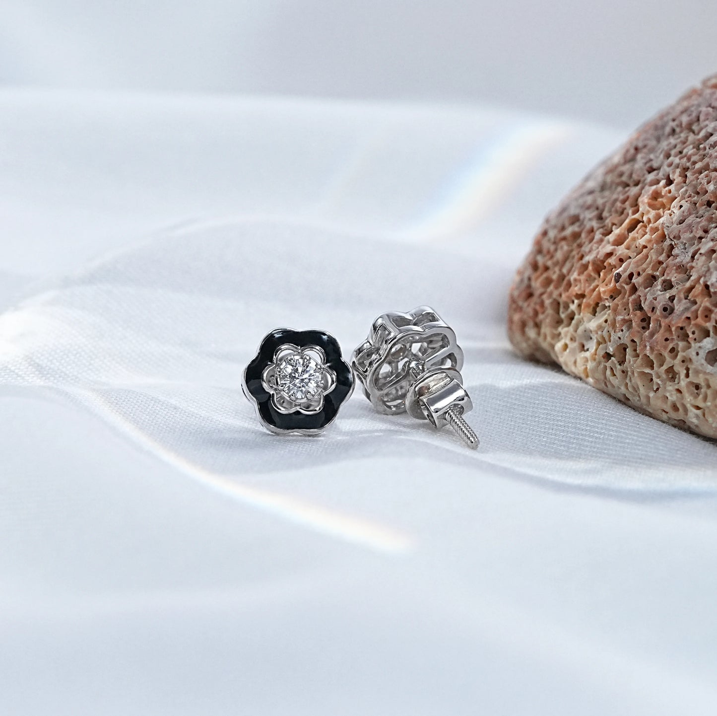 Black Enamel Natural Round Solitaire Stud Earrings