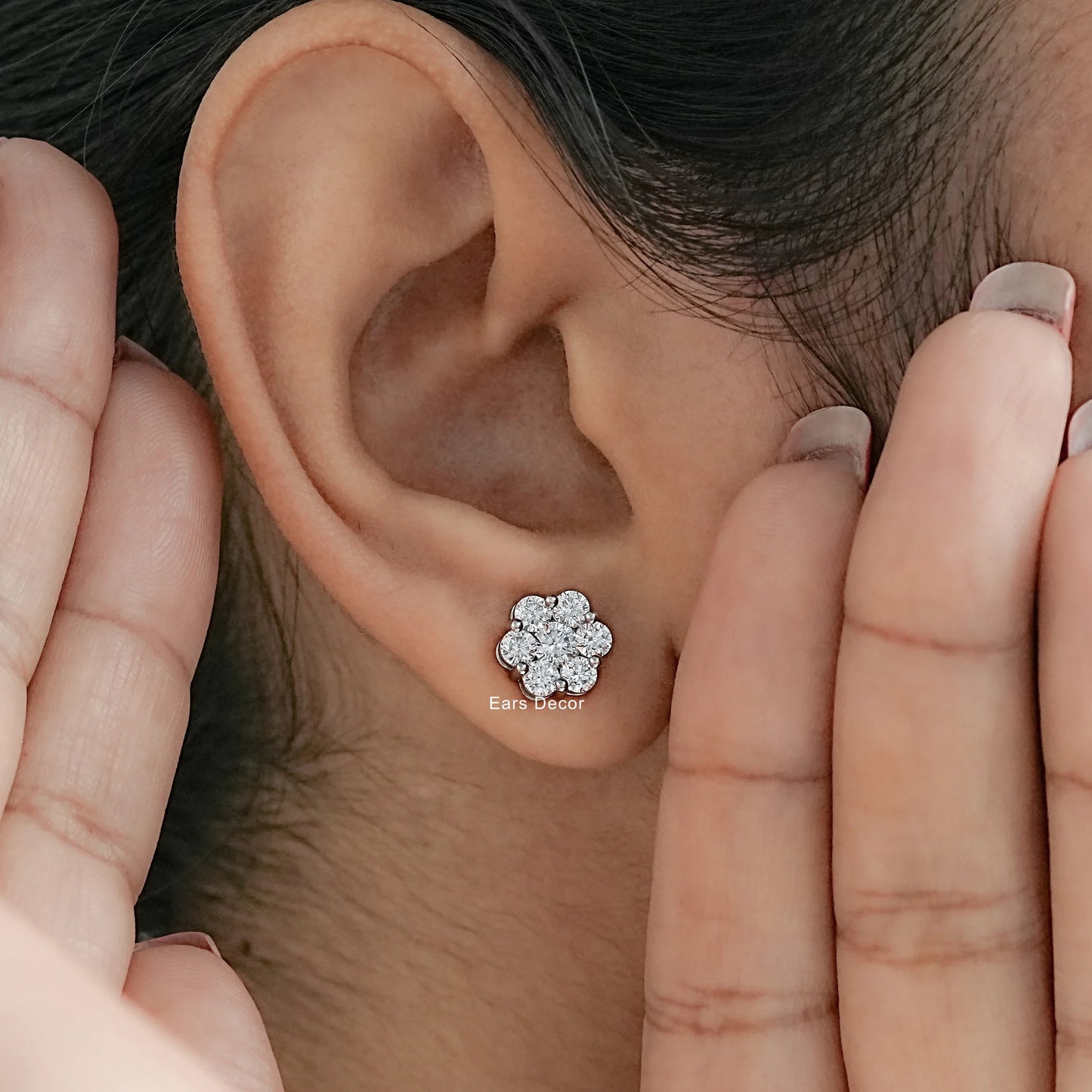 Cluster Round Diamond Stud Earrings
