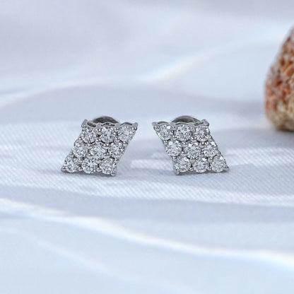 Lab Grown Round Cut Diamond Minimalist Stud Earrings
