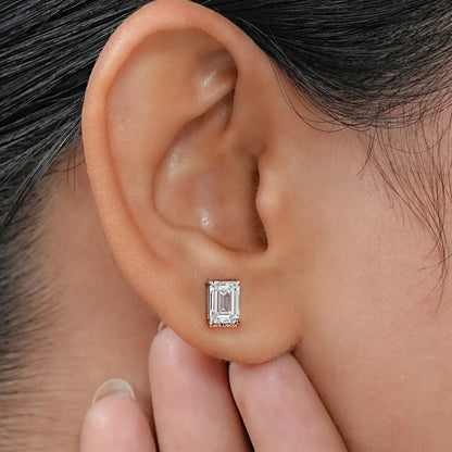 Emerald Cut Natural Dimond Stud Earrings
