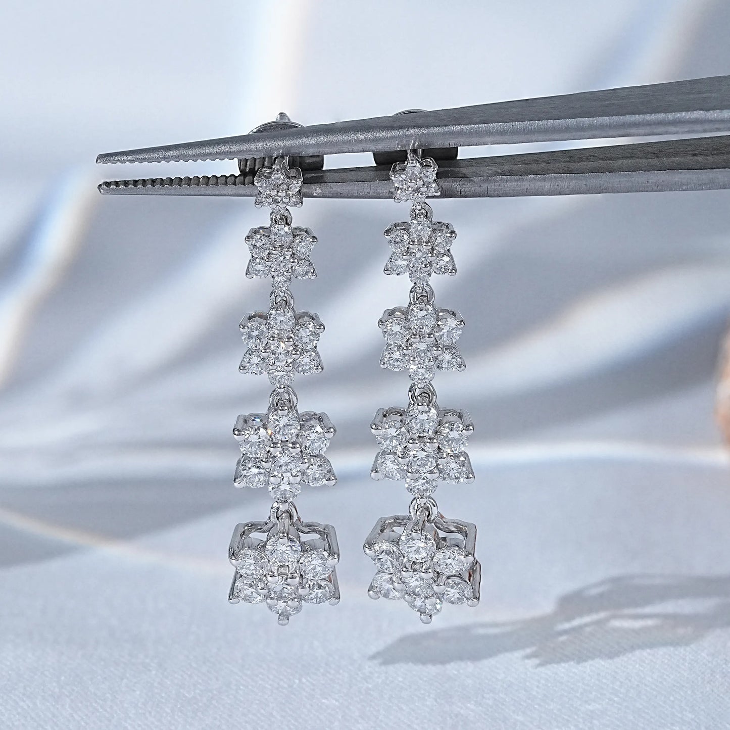 Round Diamond Floral Shape Drop Earrings