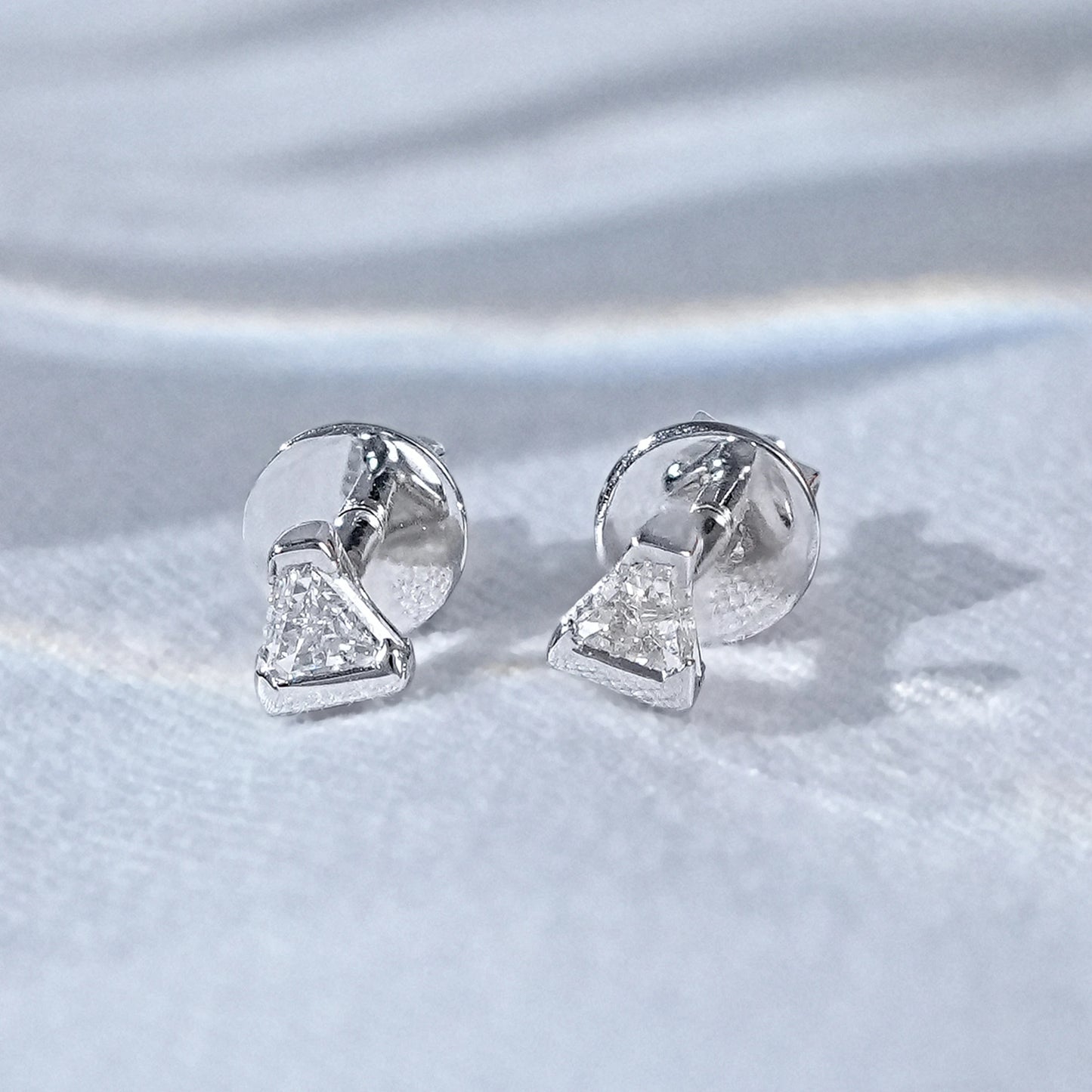 Calf'S Head Cut Lab Diamond Solitaire Earrings