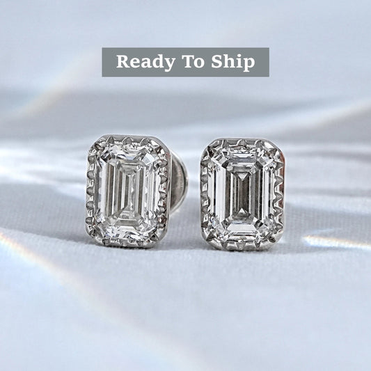 Milgrain Set Emerald Shape Stud