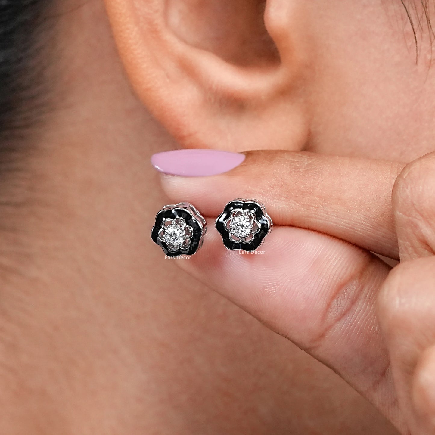 Black Enamel Natural Round Solitaire Stud Earrings