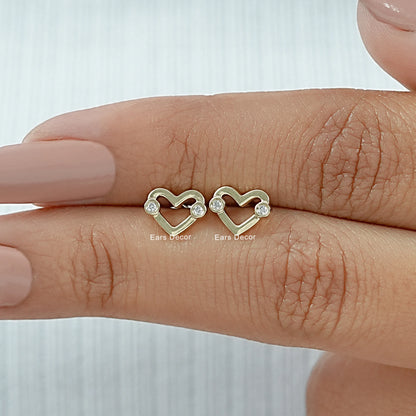Heart Shape Round Cut Diamond Stud Earring