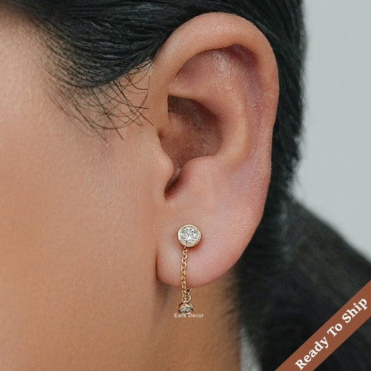 Round Bezel Set Dangle Chain Earrings