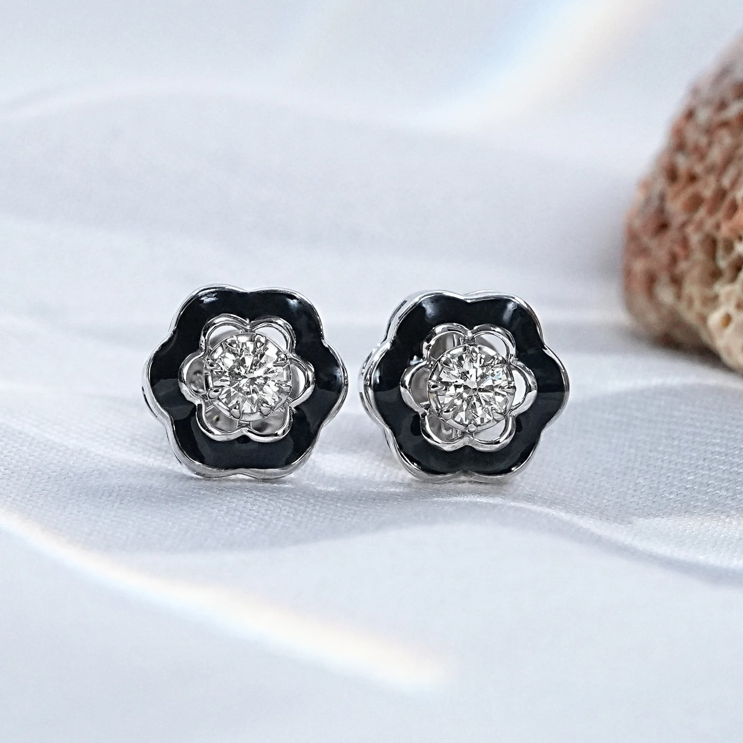 Black Enamel Natural Round Solitaire Stud Earrings