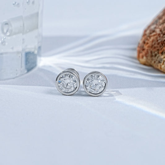 Lab Diamond Round Cut Bezel Set Solitaire Stud