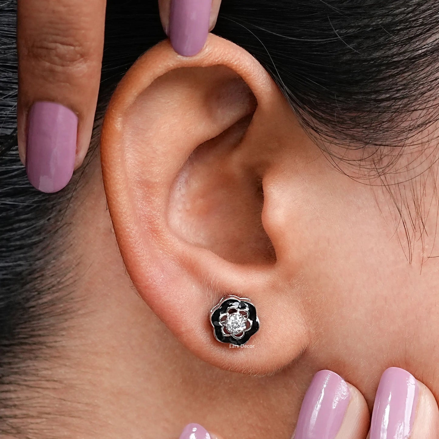 Black Enamel Natural Round Solitaire Stud Earrings